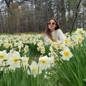 Meet your Posher, Julia